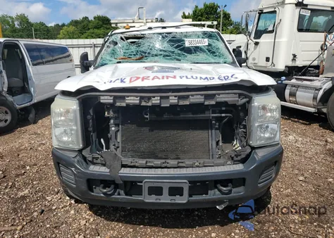 2015 Ford F350 Super Duty z USA, uszkodzony, nr VIN 1FDRF3E67FED08875